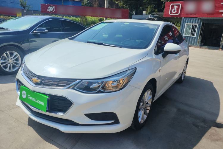 Used Chevrolet Cruze 2017 1.5L Automatic Pioneer Sunroof Edition
