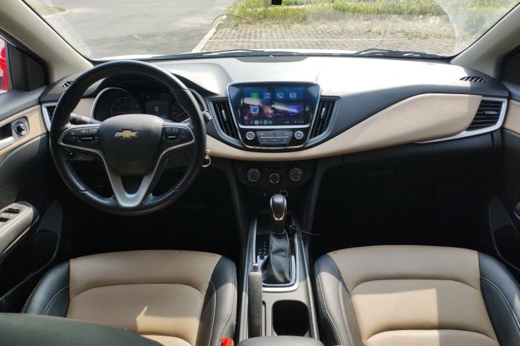 Used Chevrolet Monza 2022 320 Automatic Enjoyment Sunroof Version Center Console