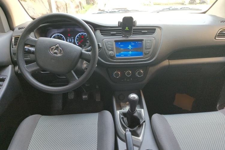 Used CHANGAN KAICHENG Ounuo S 2025 1.5L Deluxe Edition Dual-Steaming Air-Conditioned Passenger Vehicle JL473QG 5 Seats Center Console