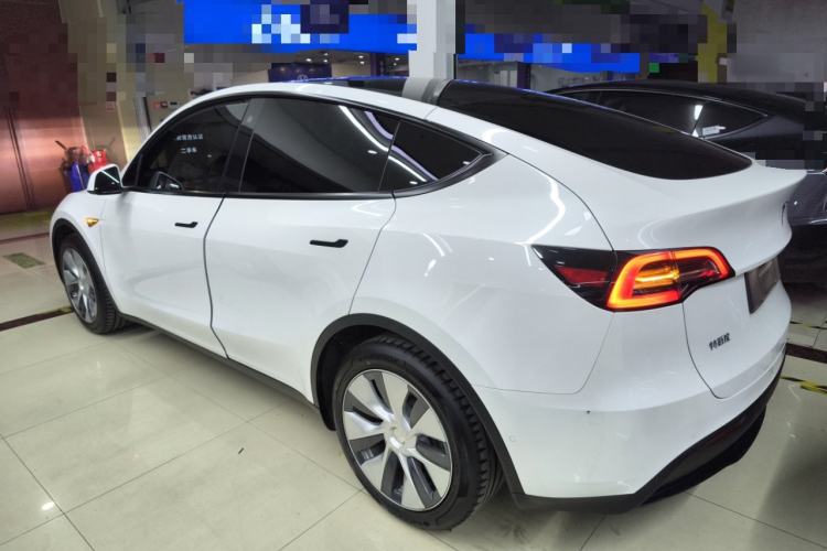 Used Tesla Model Y 2022 Rear-Wheel-Drive Version