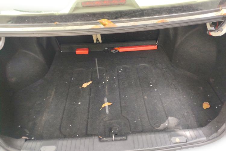 Used Buick Excelle 2015 1.5L Automatic Classic Model
