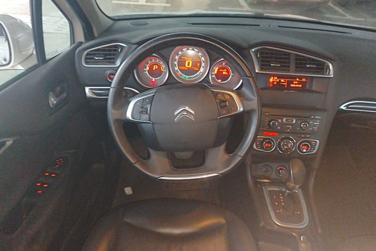 Used Citroen C4L 2013 1.6 THP Automatic Impression Edition Steering Wheel