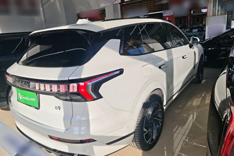 Used Lynk & Co 09 EM-P 2021 2.0T PHEV Halo Six-Seater
