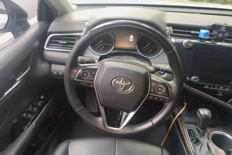 Used Toyota Camry 2019 Revised Version 2.0G Luxury Edition