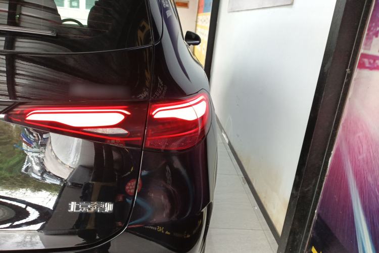 Used Mercedes-Benz GLC 2024 Facelifted GLC 260 L 4MATIC Luxury Version 5 Seats