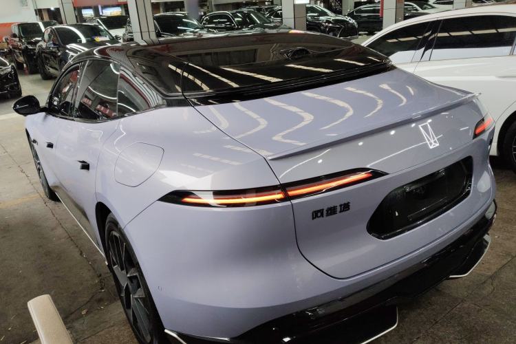 Used Avatr 06 2025 Pro Range-Extended Edition Rear Left 45 Deg