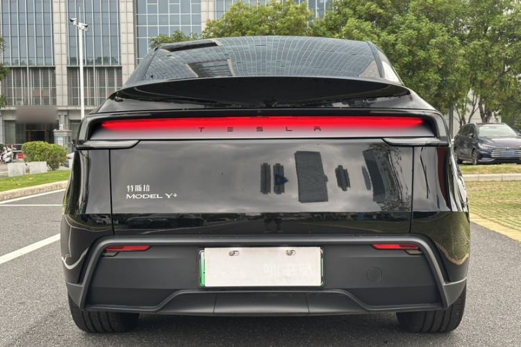 Used Tesla Model Y 2026 Model Long-Range Rear-Wheel-Drive Version Exterior 1