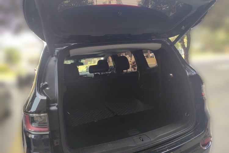 Used Jeep Grand Commander 2018 2.0T Four-Wheel Drive Smart Enjoyment Version China V Emission Standard
