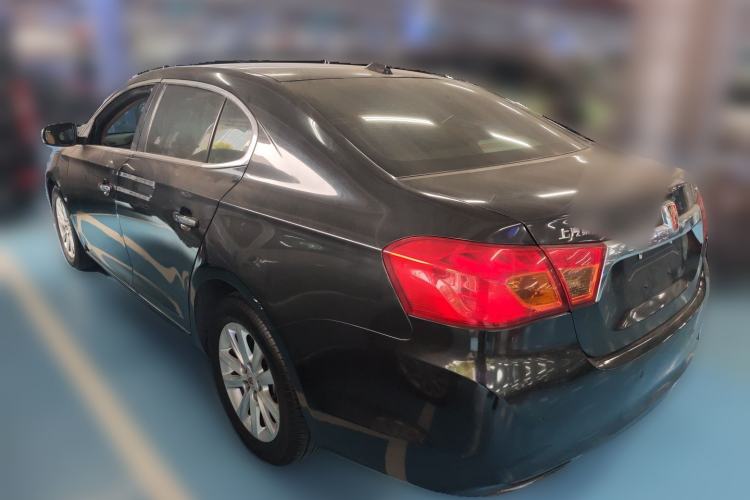 Used Roewe 950 2012 2.0L Elegant Edition Rear Left 45 Deg