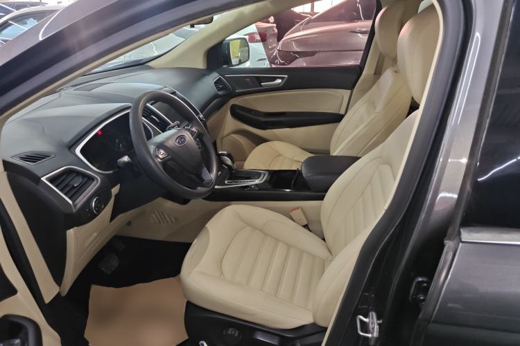 Used Ford Edge 2015 2.0T GTDi Two-Wheel-Drive Elite Edition Left Front Seat