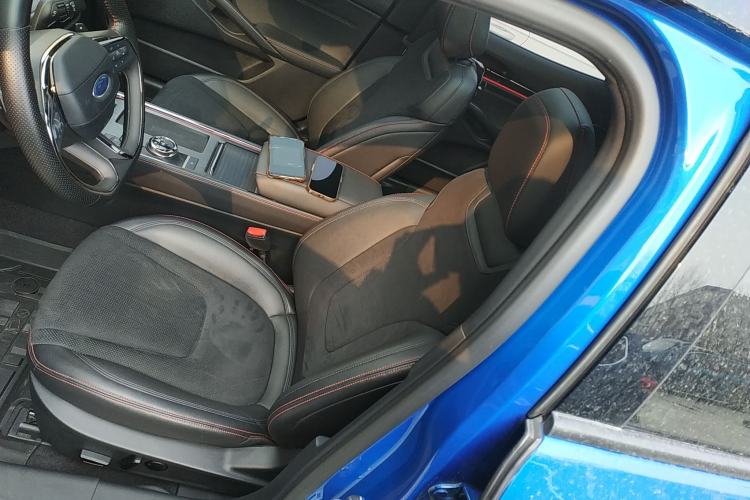 Used Ford EVOS 2022 EcoBoost 245 ST-Line
