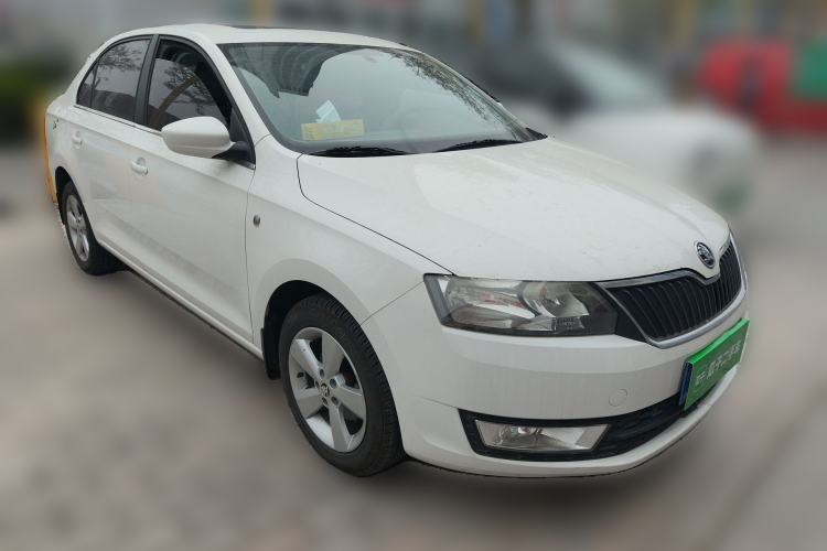 Used Skoda Rapid 2013 1.6L Automatic Smart Selection Model