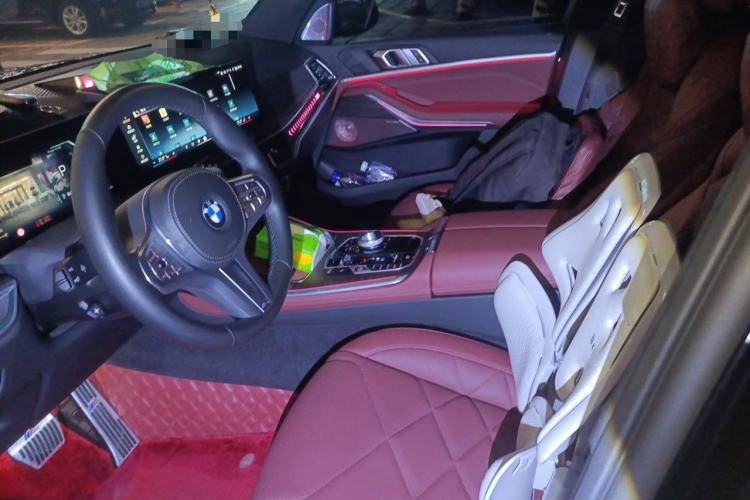 Used BMW X5 2023 xDrive 40Li M Sport Night Edition Package
