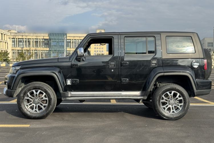 Used BAIC Off-Road BJ40 2020 2.0T Automatic Four-Wheel Drive Urban Hunter Edition Chivalrous Type
