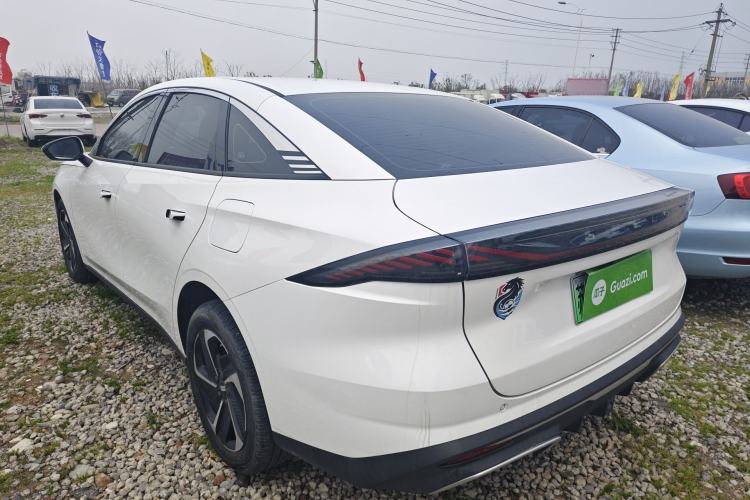 Used Geely Galaxy L6 2023 60km PLUS Exterior 2