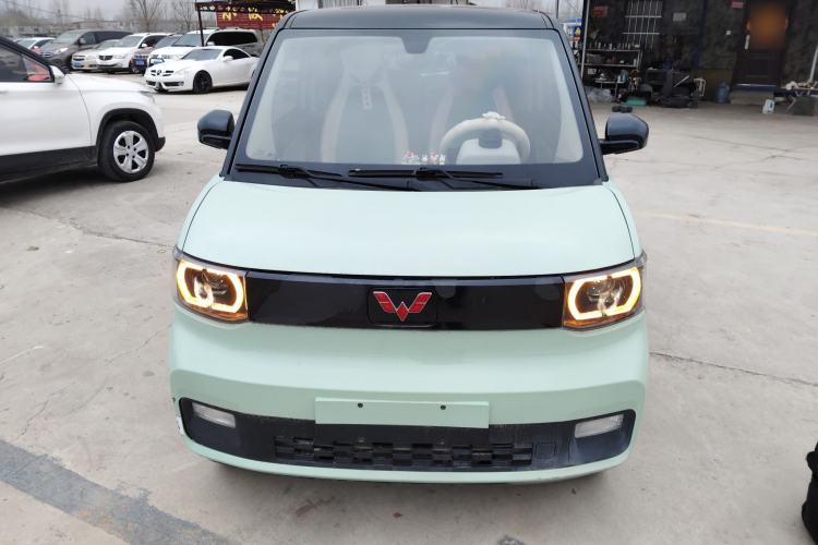 Used Wuling Hongguang MINIEV 2021 Macaron Sandwich Model 120 km Lithium Iron Phosphate