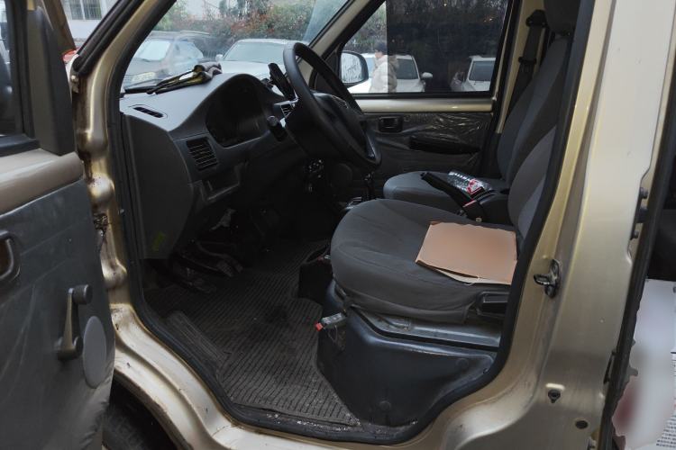 Used Wuling Rongguang 2019 1.5L Extended Basic Version Left Front Seat