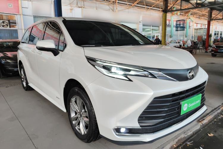 Used Toyota Sienna 2024 2.5L Hybrid Comfort Edition