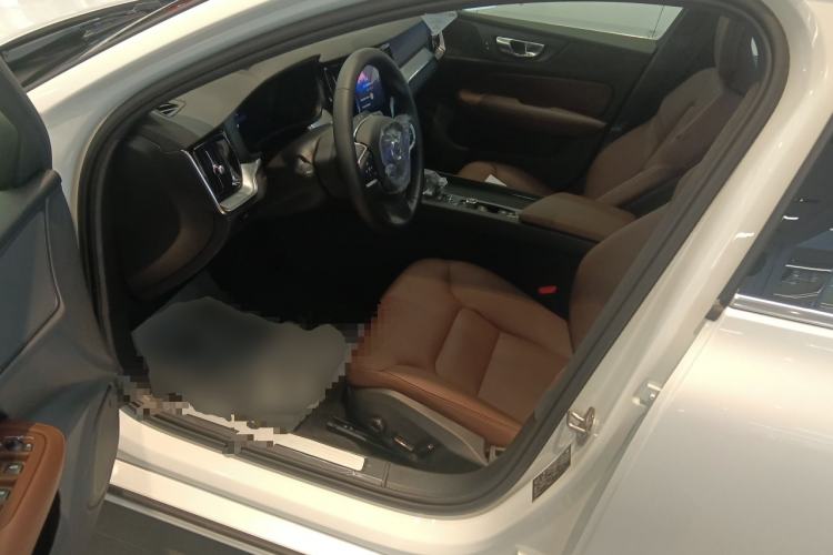 Used Volvo S60 2026 Model B4 Zhiyi Luxury Edition Driver Seat