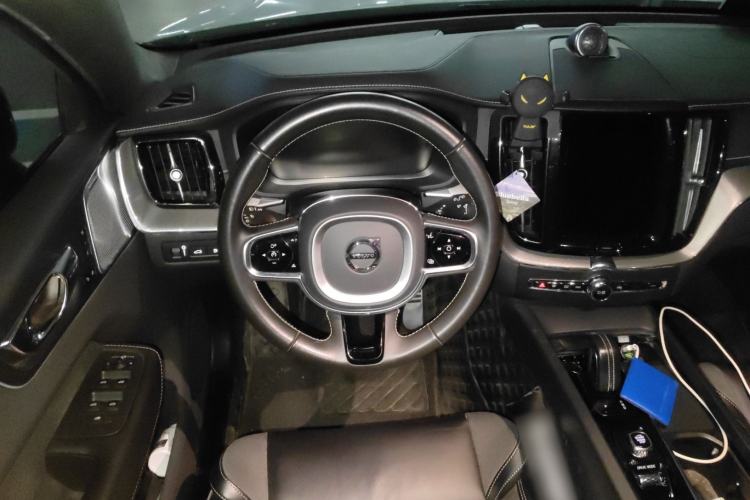 Used Volvo XC60 New Energy 2021 T8 E-Drive Hybrid Smart & Dynamic Edition
