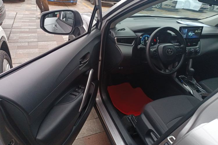 Used Toyota Corolla Cross 2024 2.0L Pioneer Edition
