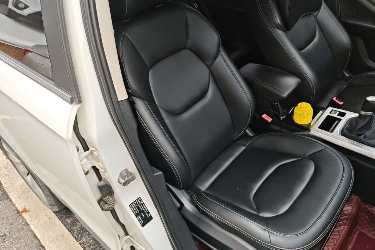 Used Bestune X40 2019 1.6L Manual Luxury Edition China VI Right Front Seat