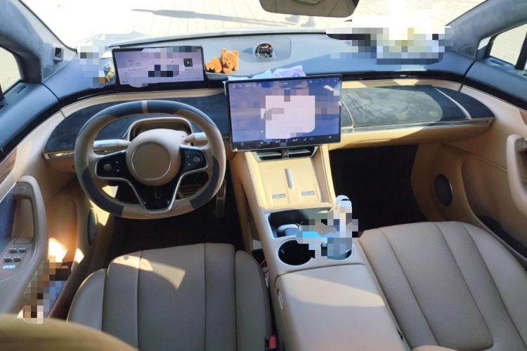 Used Hima Luxeed R7 2024 All-Electric 736 km Ultra