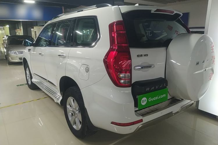 Used Haval H9 2016 2.0T Four-Wheel Drive Luxury Version 5 Seats
