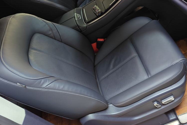 Used GAC Trumpchi M8 2021 Master Series 390T Ultimate Edition Right Front Seat