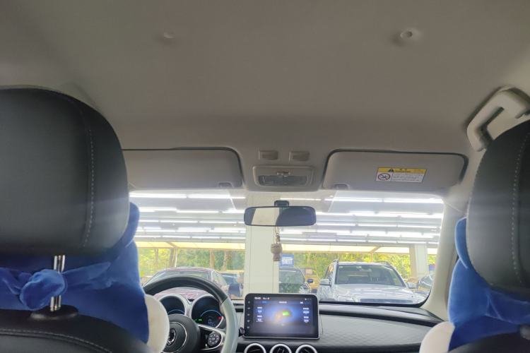 Used ORA Black Cat 2021 351 km Standard Version Headliner