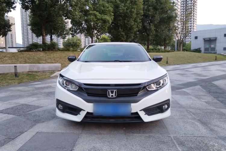 Used Honda Civic 2016 220TURBO CVT Luxury Edition
