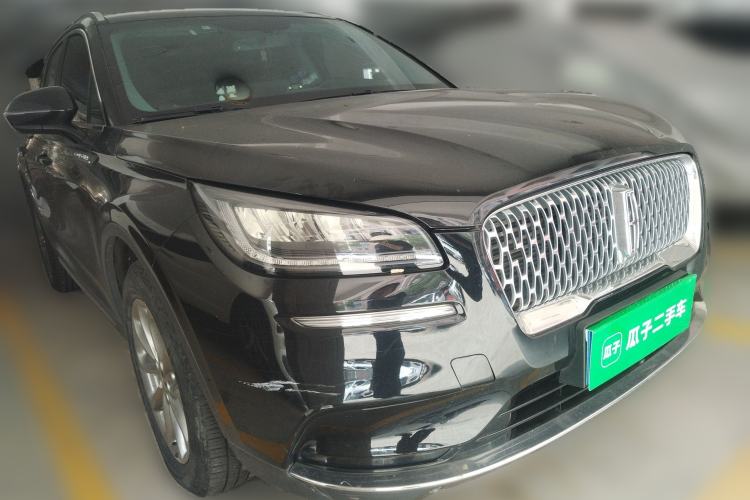 Used Lincoln Corsair 2021 2.0T Two-Wheel-Drive Luxury Edition Front Right 45 Deg