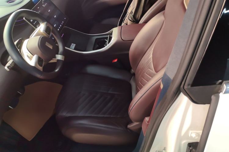 Used Avatr 11 2023 Harmony 90-degree Rear-wheel Drive Edition Left Front Seat