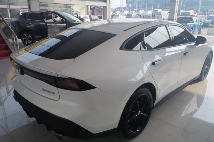 Used CHANGAN UNI-V 2023 1.5T Premium Model
