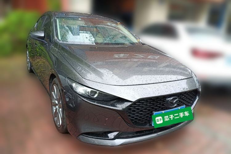 Used Mazda 3 Axela 2021 2.0L Automatic ZhiXuan Edition Front Right 45 Deg