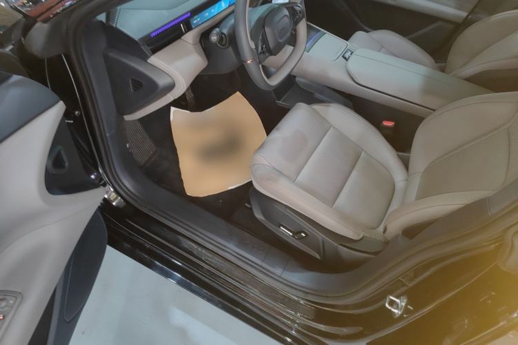 Used Lynk & Co Z10 2025 71 kWh 602 km Range Rear-Wheel Drive Pro