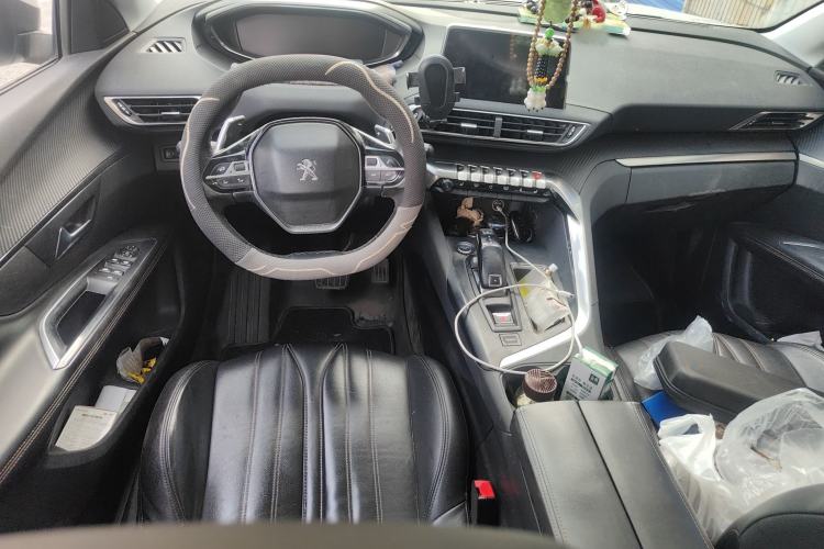 Used Peugeot 4008 2017 350THP Elite Edition Center Console