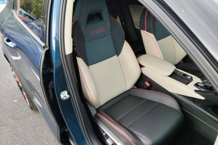 Used Lynk & Co 06 2020 1.5T YAO Halo