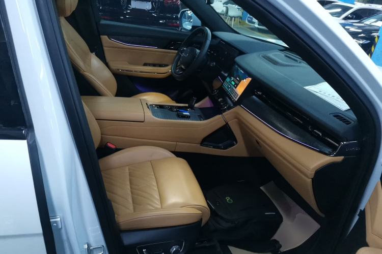 Used Lynk & Co 09 EM-P 2021 2.0T PHEV Halo Six-Seater
