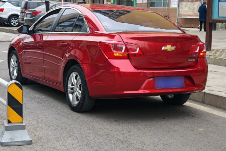 Used Chevrolet Cruze 2015 1.5L Classic SE MT