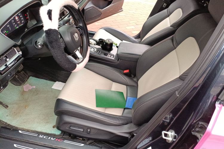 Used Honda Civic 2023 2.0L eHEV Swift Edition Left Front Seat