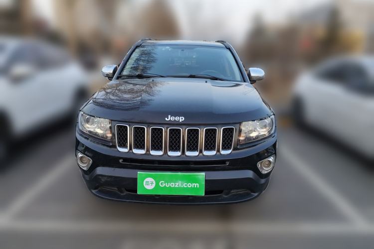 Used Jeep Compass 2013 2.4L four-wheel-drive sport version