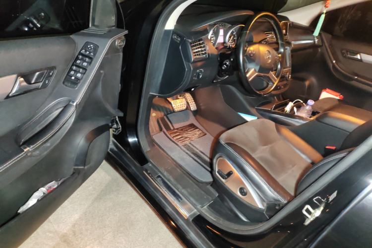 Used Mercedes-Benz R-Class 2014 R 320 4MATIC Business Model
