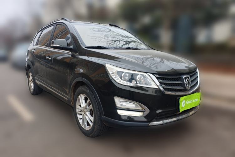 Used Baojun 560 2015 1.8L Manual Elite Edition
