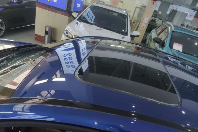 Used Mercedes-Benz C-Class 2015 Facelift C 180 L