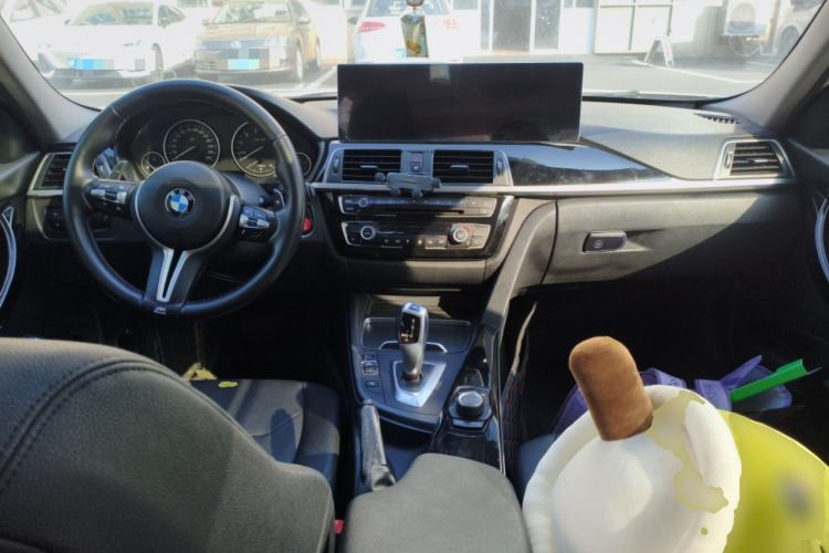 Used BMW 3 Series 2016 316Li Fashion Model
