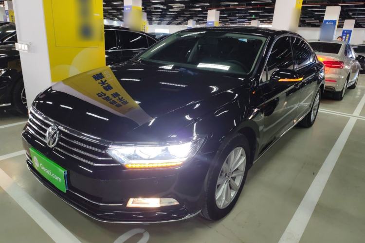 Used Volkswagen Magotan 2019 330TSI DSG Leading Model China VI Standard