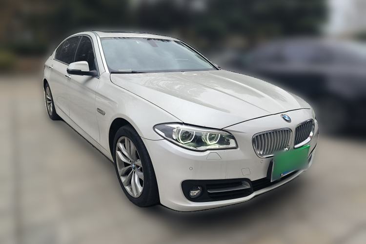 Used BMW 5 Series 2015 535Li Leading Model