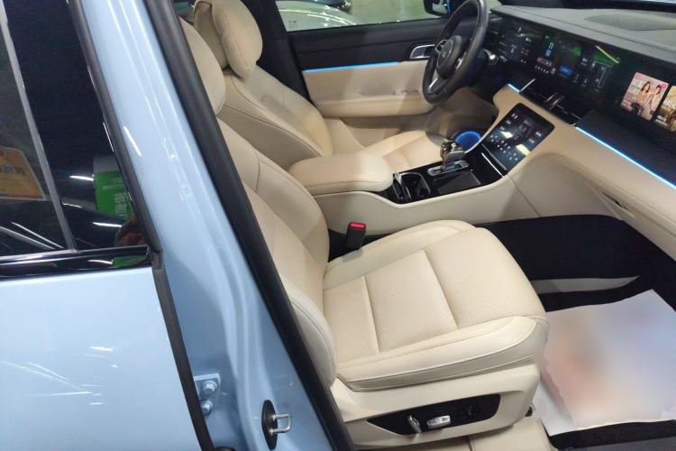 Used Li Auto ONE 2021 Extended-Range 6-Seater Version Right Front Seat