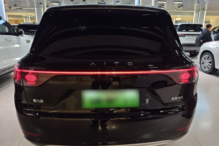 Used Hima AITO M9 2024 Range-Extended Ultra Version 52 kWh 5-Seater Model
